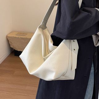 【YOGO優購精品】時尚大容量托特包 純色通勤單肩包 超軟PU皮肩揹包 單肩包 側揹包 單肩側揹包
