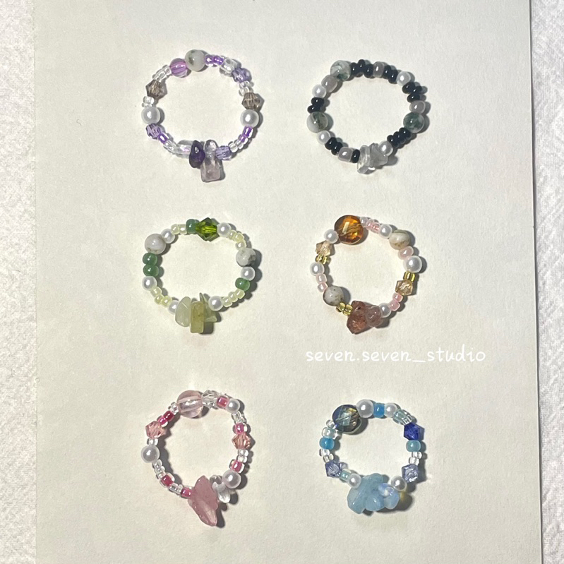 seven.seven_studio | 多拼色碎石戒指💍 串珠戒指 個性 風格 獨特