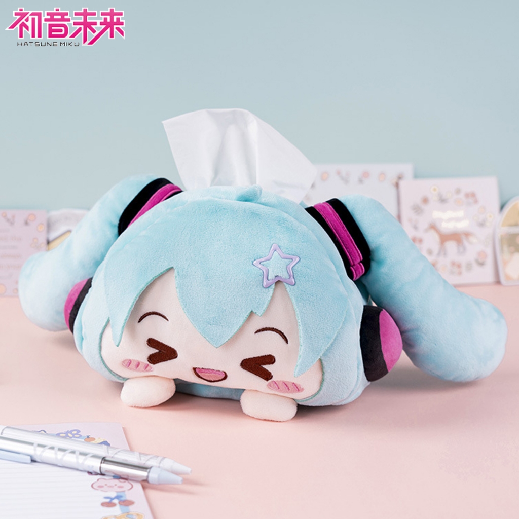 【吉兒龐克】初音未來正版授權瞇瞇眼表情刺繡雙馬尾毛絨紙巾衛生紙盒(初音未來)日常周邊【J1L7362】