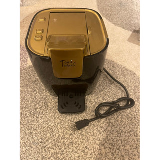 燦坤公司貨CAFFE TizianO義式膠囊咖啡機 TSK-1185 2013年出廠 過保固故障品無外盒 用不到一個月