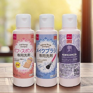 DAISO 粉撲／刷具／女性專用 清洗劑 80ml 日本 刷具清潔 粉撲清潔 刷具【美妝報報】DS022420