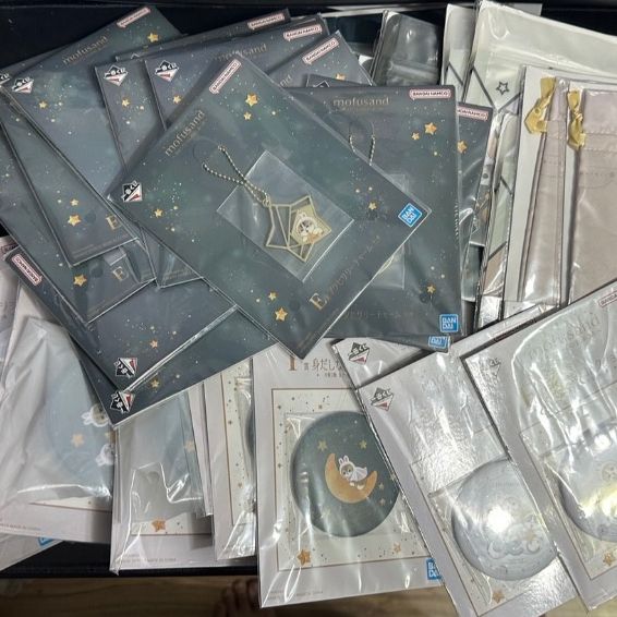 『挖寶區 23 』 一番賞 Mofusand 貓福珊迪 收納包 吊飾 貼紙 喵團團  鏡子 收納盒 束口袋 鏡子 胖虎