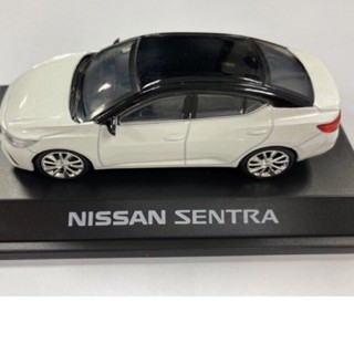 原廠車模 nissan sentra 仙草模型車 迴力車 有燈光喔~