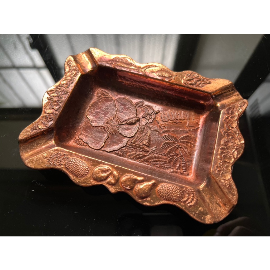 【舊貨獵人】早期台製外銷美國關島金屬鍍銅風景煙灰缸
