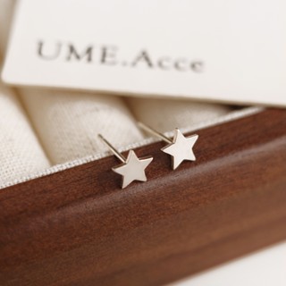 [全純銀.耳環] 迷你平面五角星耳環【UME】洗澡可戴 睡覺可戴 S925純銀耳環