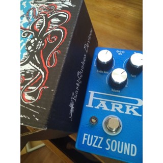 Earthquaker Devices Park Fuzz 效果器