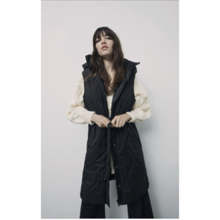 J'aime Store ✵ ZARA - 羽絨 絎縫 連帽 背心外套 黑色 XS