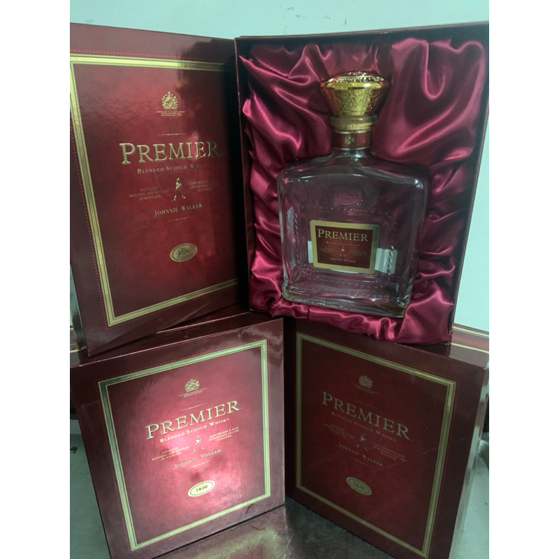 尊爵25年威士忌空酒瓶+原盒子 機會難得盒子很難有（珍藏擺飾品）