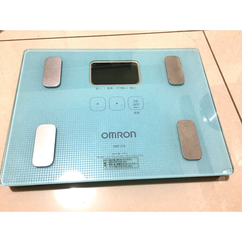 【原價三折】八成新 OMRON 歐姆龍 電子體重計/體脂計 HBF-216 💓加碼送國際牌4A電池全新 八入