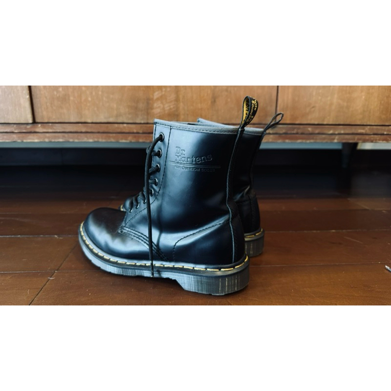 DR. MARTENS 經典款 8孔馬汀靴 1460 SMOOTH BLACK