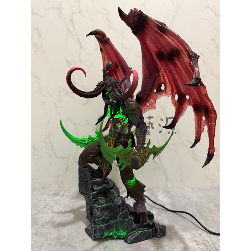 魔獸世界 37cm惡魔獵手 背叛者 伊利丹 發光 光與暗之子 雕像 公仔 手辦 禮物