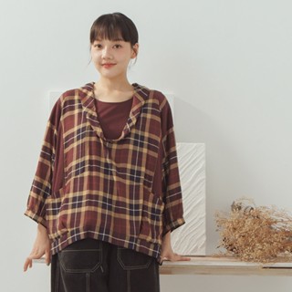 【MOSS CLUB】日本素材柔軟天絲格紋假兩件翻領短袖上衣 黑 紫 桔