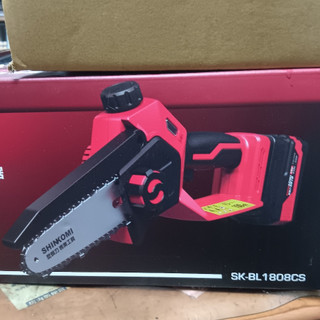 誠億工作室 型鋼力 SHIN KOMI SK-BL1808CS 18V鋰電無碳刷 8"手持鏈鋸機 電池1顆充電器1