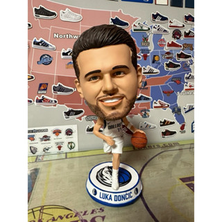 NBA公仔 達拉斯獨行俠 Luka Doncic 全新含盒 全球限量 Foco D77大頭 籃球 人偶 模型