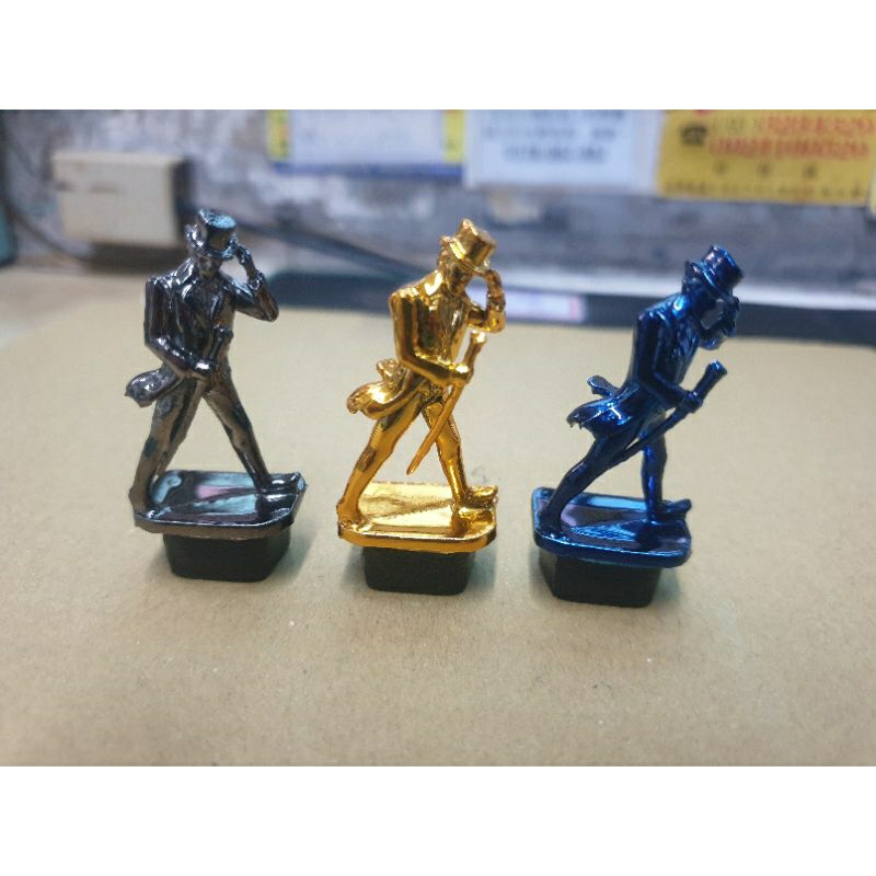 【蝦皮最低價】約翰走路 小金人 杯塞 三個一組