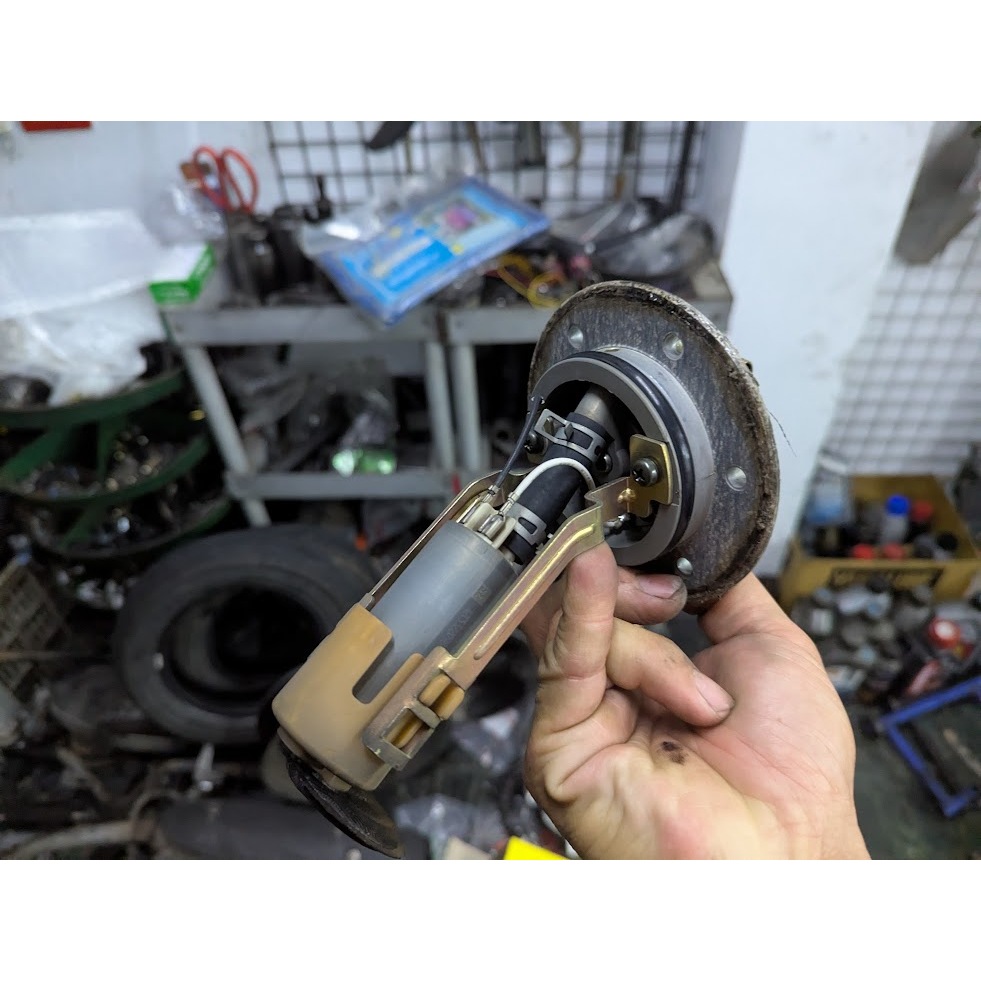 三陽錦昌機車-光陽原廠二手中古GP125噴射版汽油幫浦泵 保固一個月