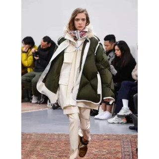 Sacai 假兩件式拼接羽絨衣 1碼