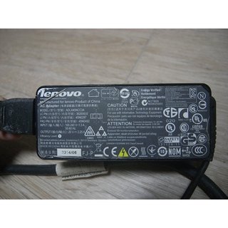 二手 聯想 LENOVO 45W 原廠變壓器 白色 ADLX45NCC3A 充電器 20V 2.25A 電源線 充電線