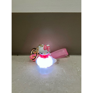 快速出貨 卡通 三麗鷗 發光 HELLO KITTY 鑰匙鏈 鑰匙圈 吊飾 可愛包包吊飾 汽車鑰匙扣 揹包掛飾 軟膠吊飾
