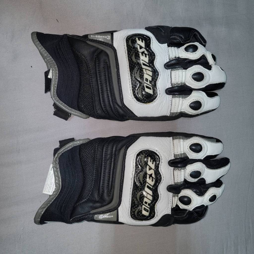 DAiNESE 丹尼斯 防摔短手套 CARBON D1 SHORT碳纖維 短手套 尺寸:S 二手