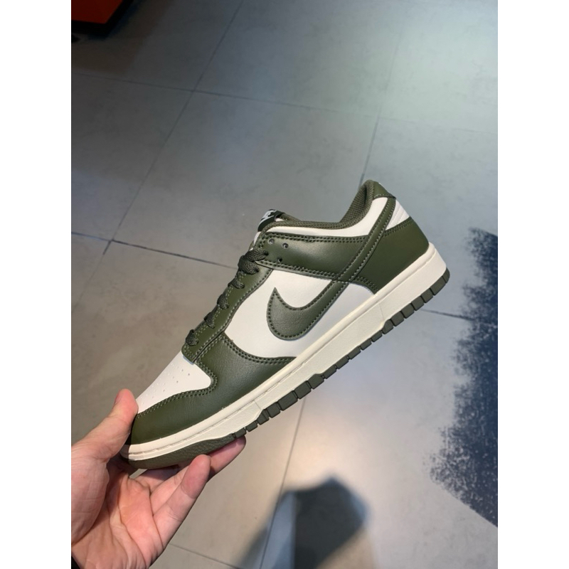 <Taiwan小鮮肉> NIKE DUNK LOW RETRO 綠 軍綠 白 男女 HF5441-102