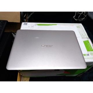 ASUS華碩 ZenBook UX305CA 13.3吋筆記型電腦，以零件機賣