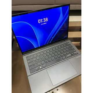 ASUS 雙螢幕觸控筆電 Zenbook Duo UX8406