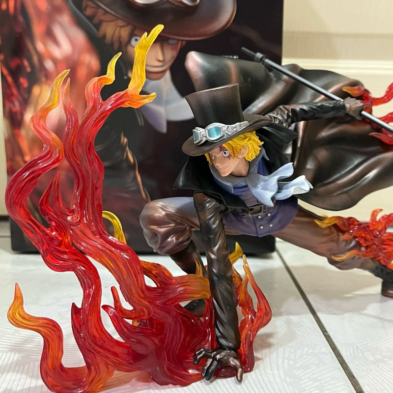 現貨 航海王 海賊王共鳴 火拳薩博 蹲姿薩波 革命軍 燒燒果實 魯夫哥哥 gk手辦模型 擺件 雕像 動漫公仔周邊 禮物