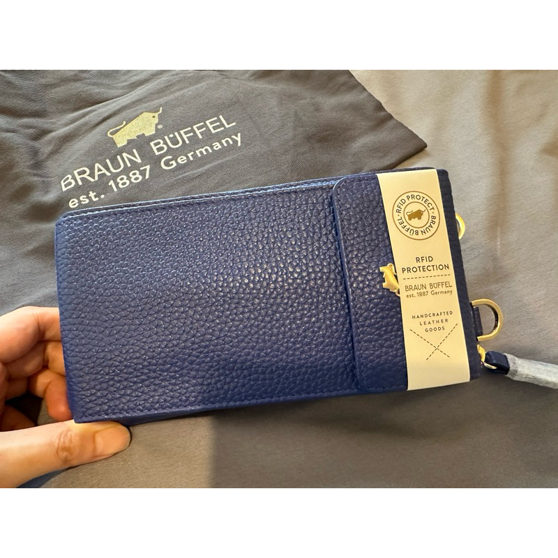 德國小金牛 Braun Buffel 長夾 手拿包 萬用包 附背帶 全新