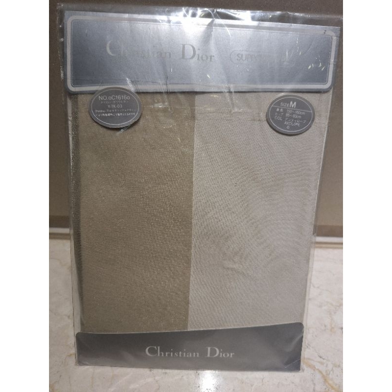 Dior 迪奧
C1616 時尚淺灰 高級支撐型絲襪

M 150～160適穿
