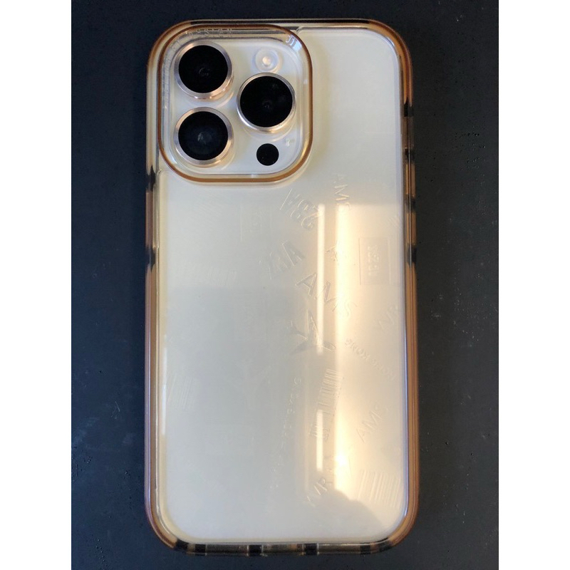 I phone 14 pro 256g 金色