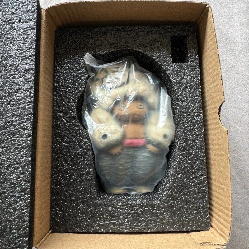 羅本製所 x Boki 羅本招財貓 黑金 ICECREAM Boyo Bomb 羅本製所 x Boki 羅本招財貓 黑金 ICECREAM Boyo Bomb