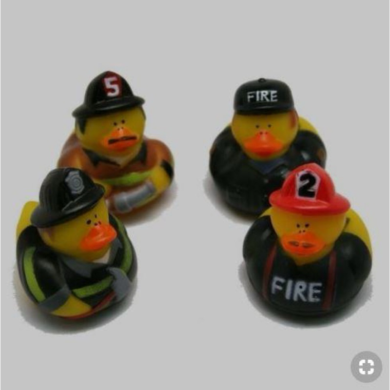 (I LOVE樂多)日本進口 黃色小鴨 消防隊組合 浴缸玩伴 RUBBER DUCK