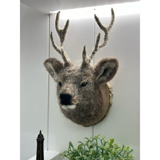 *黑頭小羊雜貨小舖*日本zakka~～日本製～日本手作家鹿頭羊毛氈壁掛裝飾/鹿角鹿頭壁飾