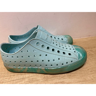 【二手】Native JEFFERSON 洞洞鞋珠光貝殼 湖水綠 J1=20cm