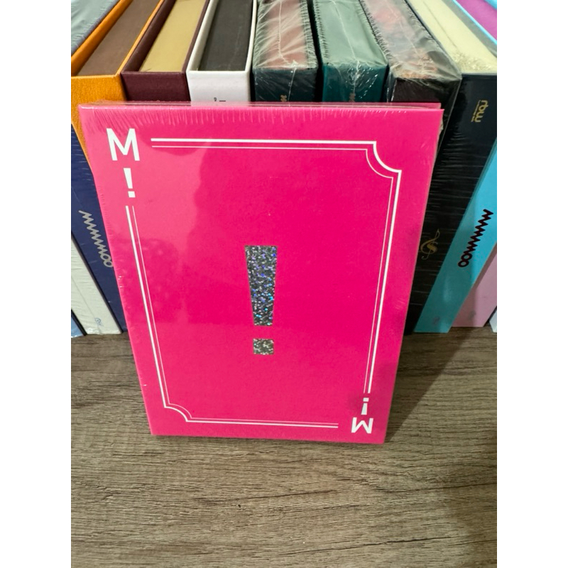 MAMAMOO Pink Funky 未開封 Mamamoo Pink Funky 2nd Mini Album CD Photobook Factory RARE