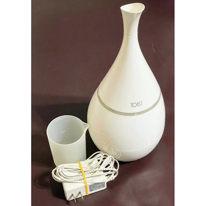「二手」TOAST 香氛精靈水氧機-白色寶瓶型