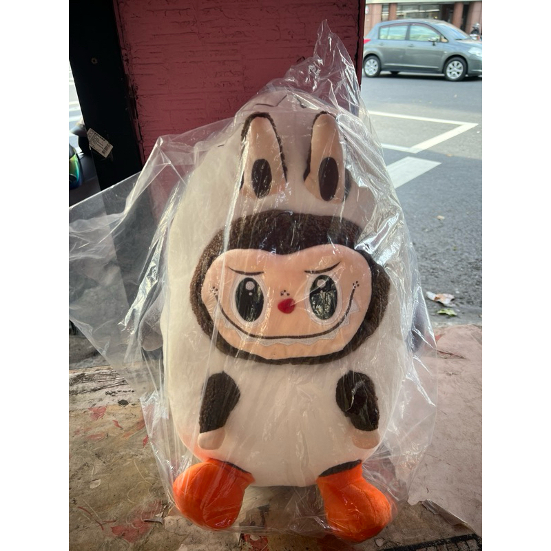 Labubu鯊魚（58CM)