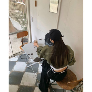 𝐎𝐏𝐈𝐍▪️預購▪️韓國代購-東大門 seolo 早春時尚復古重工撞色拼接線條短版長袖夾克飛行外套 棒球外套