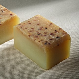 奇異果&萊姆手工皂 80g 立方形【現貨】【捷克-菠丹妮】