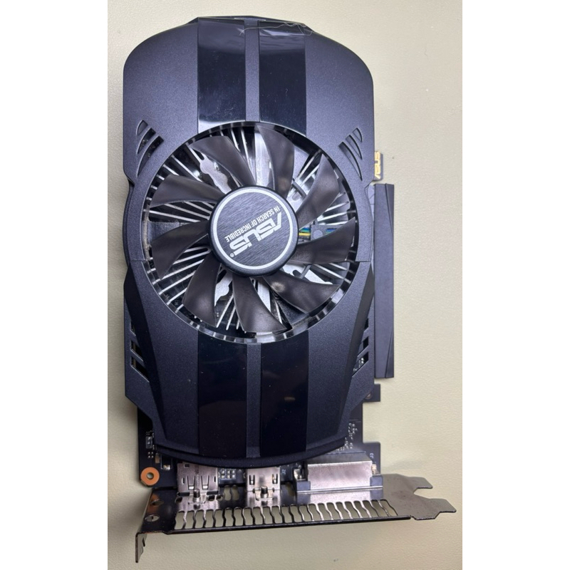 ASUS Phoenix GeForce® GT 1050 Ti 4G,海盜船電源供應器power 550w
