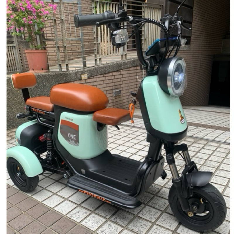 二手現況交車親子三輪車48V800W電動三輪車行車距離15A60公里老人車代步車有意購買再洽詢喔
