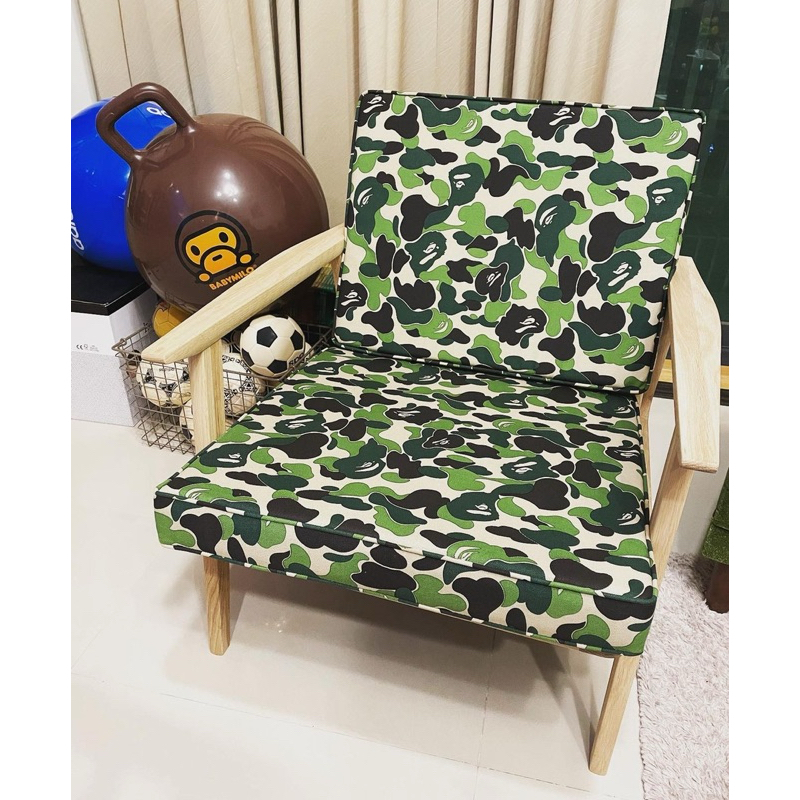 BAPE X RAZER NEON CAMO ISKUR X CHAIR 椅子（A BATHING APE（ア