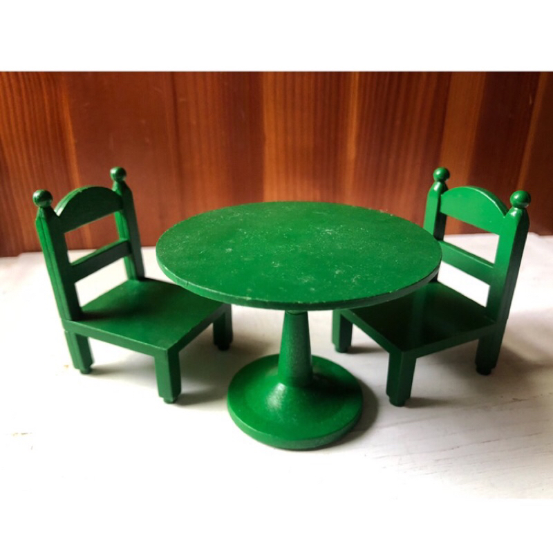 ✤鳩日堂 絕版早期 森林家族 早期綠色家具 桌子 椅子x2 圓桌 娃娃屋 家家酒 玩具