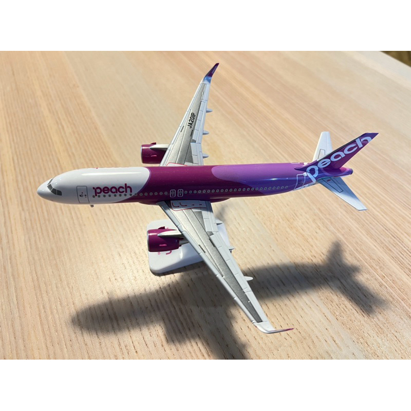 現貨/正版 樂桃航空 飛機模型✈️ 只剩一架 1/200