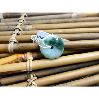 【禾賢行】天然翡翠.緬甸玉.淺綠飄綠花平安扣/平安圓滿.手工精雕墬子.項鍊.玉珮.241104A67