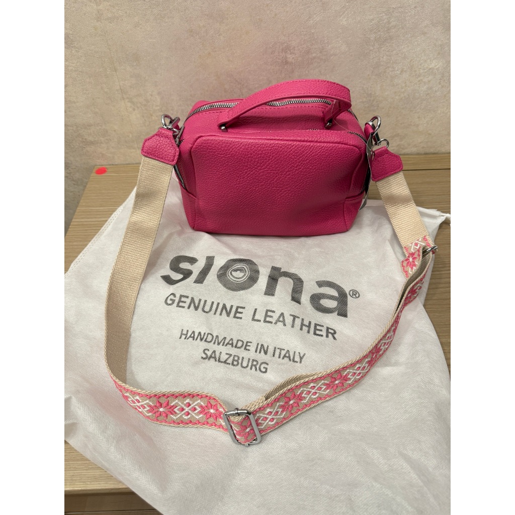 【歐洲必買】Siona 全新現貨 奧地利手工精品真皮包包 可愛桃紅色斜背包/手提包，雙層大空間 專人代購~限時免運費
