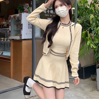 韓版 秋冬女裝 冬天女裝 兩件套女裝 大小姐女裝 小香風女裝 小香風套裝 溫柔小香風針織背心開衫短裙套裝