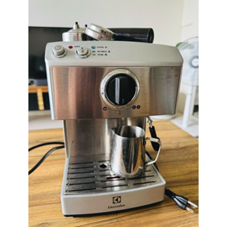 伊萊克斯 半自動咖啡機 Electrolux - EES200E