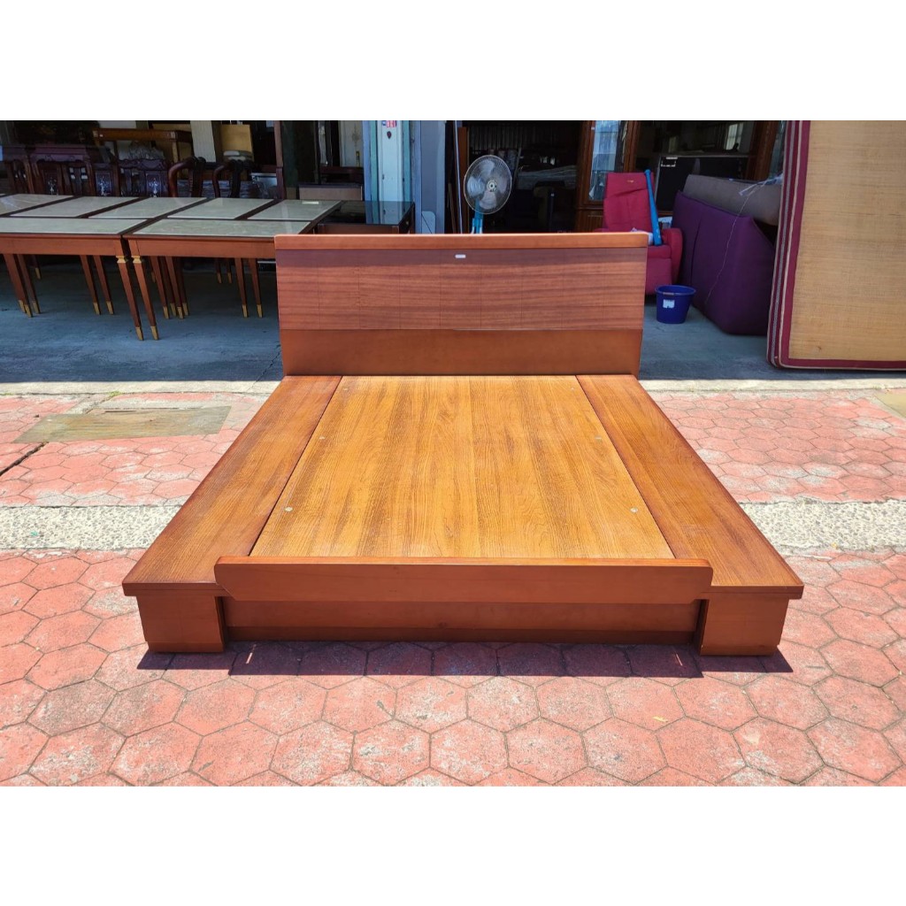 【二手倉庫-崇德店】二手家具☆雙人加大六尺掀床(床頭櫃+掀床)☆床架 床座 收納床架 6尺掀床 掀蓋式床架 雙人加大掀床